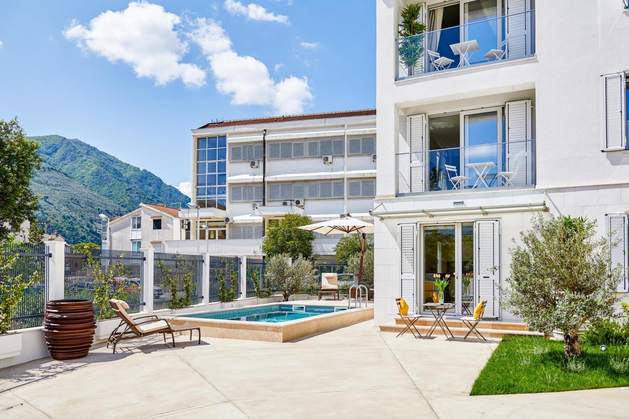 Maison W Kotor Buitenkant foto